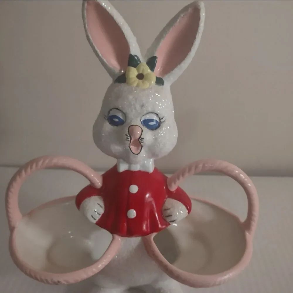 👍 Vintage 1970s Ceramic Easter Bunny Rabbit Holder. C5
